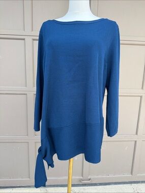 Anne Klein Navy Ribbed Knit Top